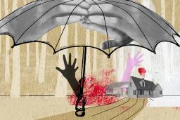 Un collage numérique avec un grand dessin d’un parapluie superposé à des images de grandes mains qui se chevauchent. En dessous, deux mains (l’une noire, l’autre rose) s’élèvent et s’éloignent d’une route stylisée menant à une maison lointaine, partiellement recouverte d’une tache pixélisée et trouble de couleur rouge. En arrière-plan se trouve une image d’une forêt de troncs d’arbres blancs et d’un faible soleil jaune.