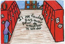 Un dessin d’un couloir bordé de casiers rouges. Un élève est caché derrière un des casiers. Sur le plancher, on peut lire « Il ne faudrait pas avoir peur de traverser le corridor. »