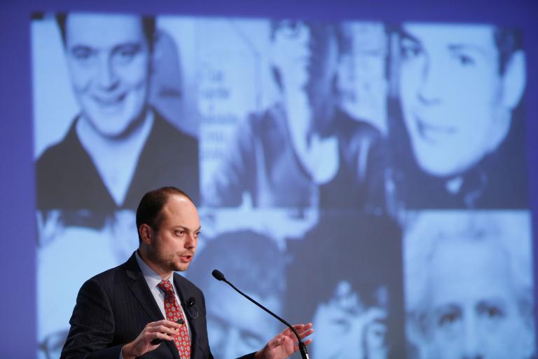 " " Visibilité masquée.