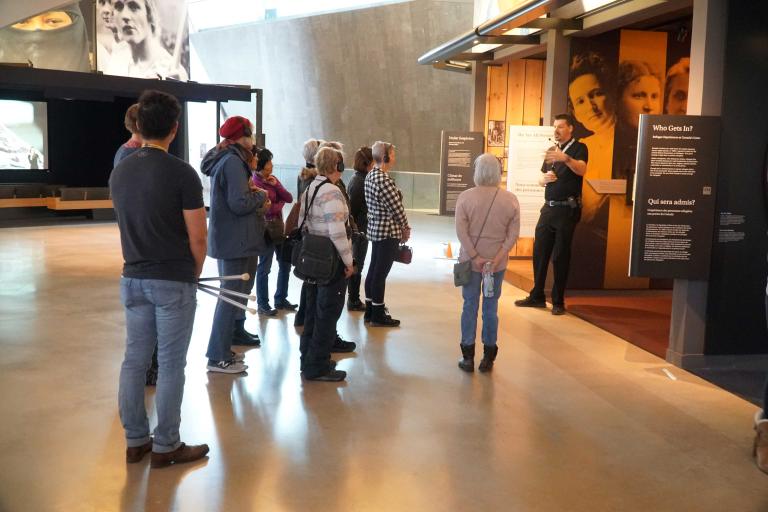 " " Visibilité masquée.