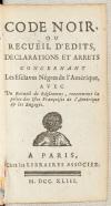 La couverture d’un livre ancien, écrit en français. On y voit une caricature en buste d’une personne noire.